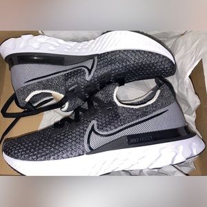 W Nike React Infinity Running Shoes